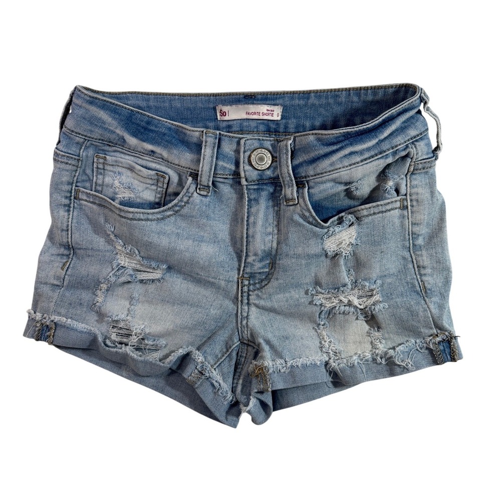 SO Favorite Shortie Low Rise Distressed Denim Shorts Light Wash 0 Distressed
